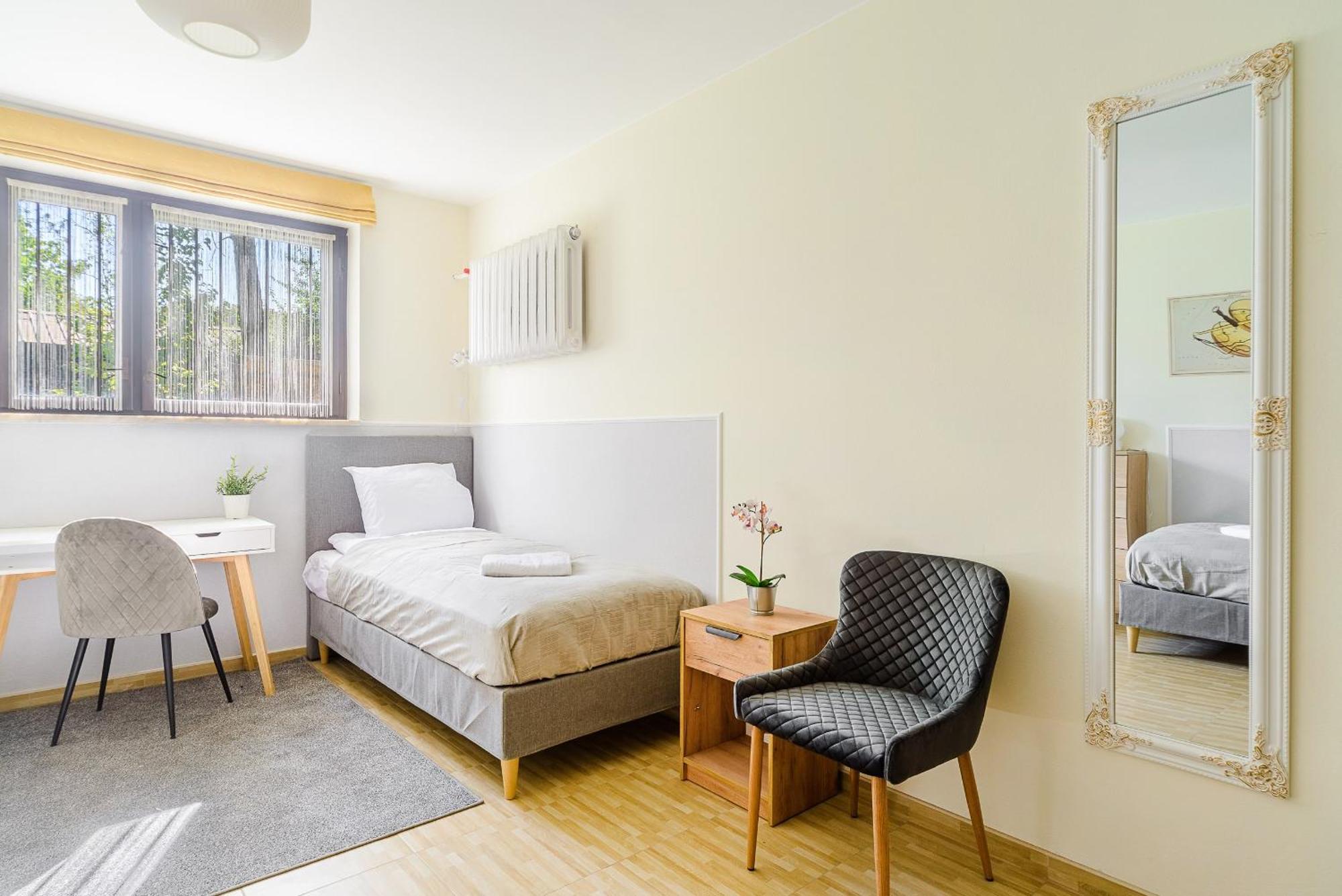 P&O Apartments Juhasow - Wawer Warszawa Exteriör bild